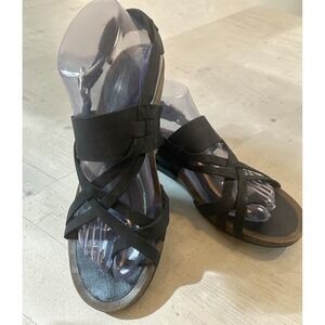Teva Ysidro Strappy Leather Cork Sole Black Sandals Womens 7